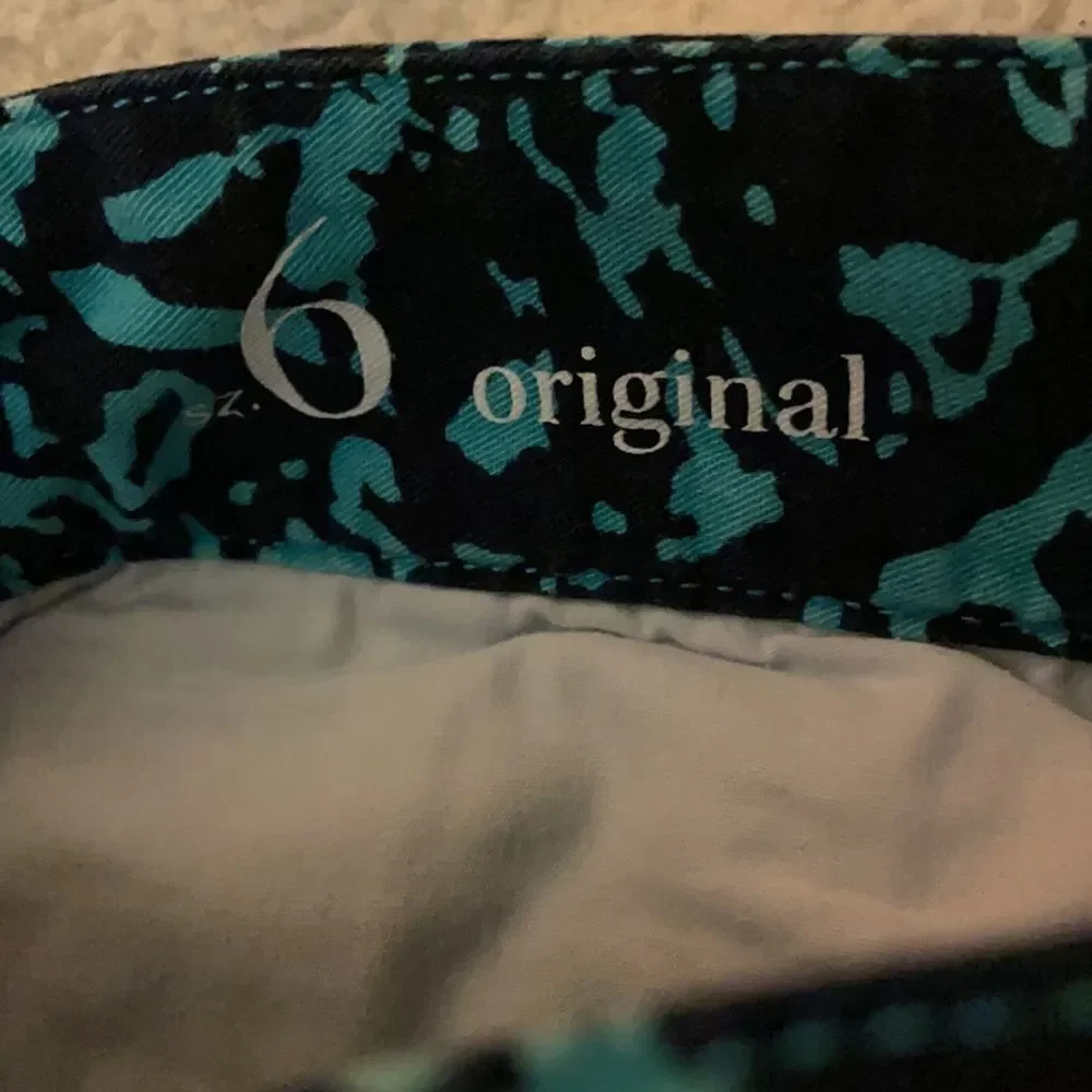(5/$25) Loft outlet teal & navy 6” inseam shorts